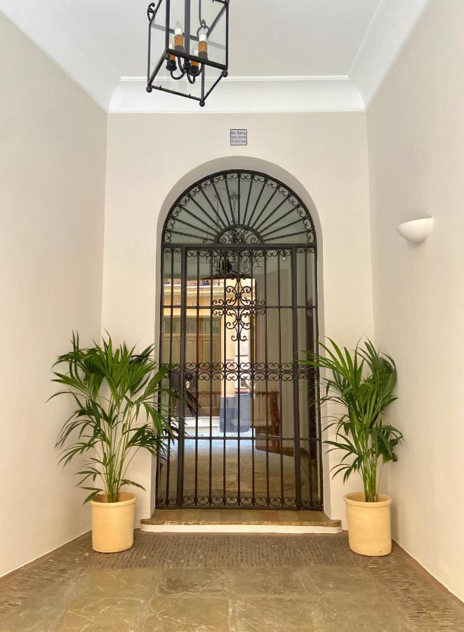 Casa Palacio Sxviii Con Piscina En Centro Historico De Sevilla Bagian luar foto