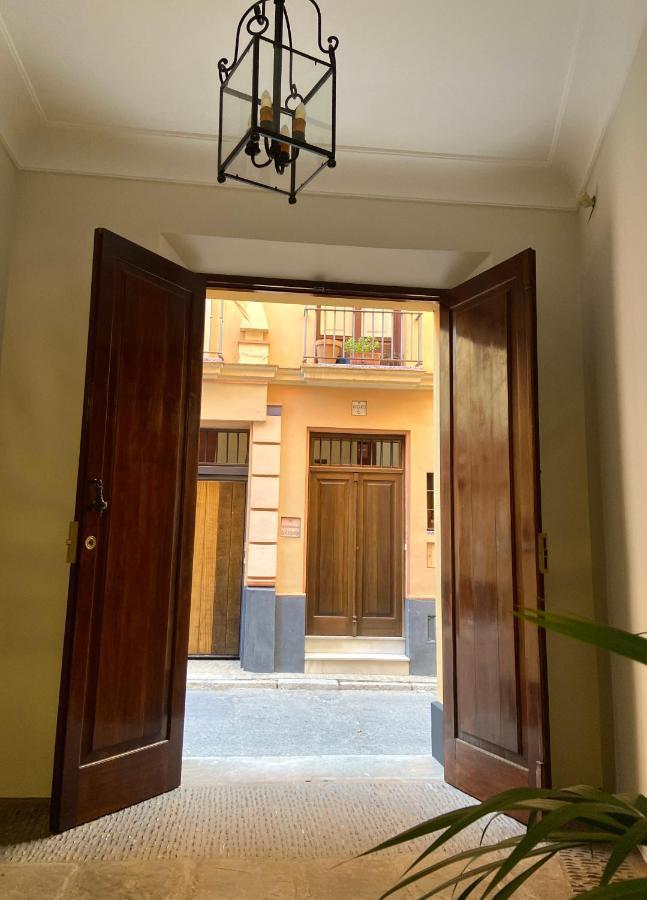 Casa Palacio Sxviii Con Piscina En Centro Historico De Sevilla Bagian luar foto